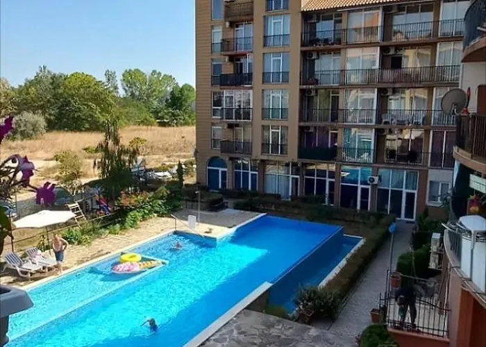 студия авангард * Sunny Beach